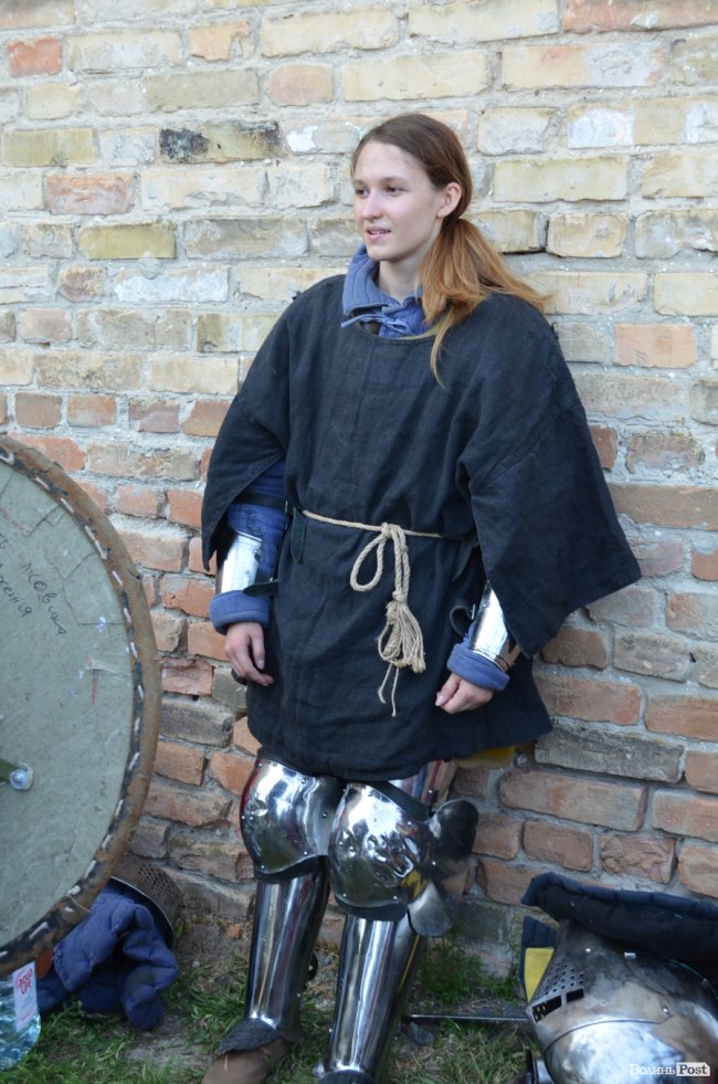 Дзвін мечів та запеклі бої: як у замку Любарта змагаються лицарі. ФОТО