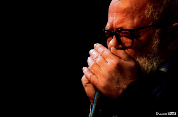 Польський джазовий гурт заспівав у Луцьку колядки.ФОТО