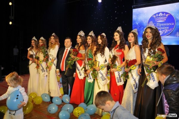 «Міс принцеса України»: Киянка перемогла в конкурсі краси в Луцьку