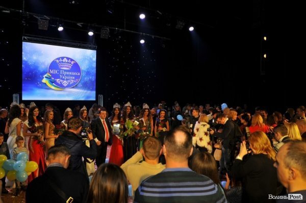 «Міс принцеса України»: Киянка перемогла в конкурсі краси в Луцьку