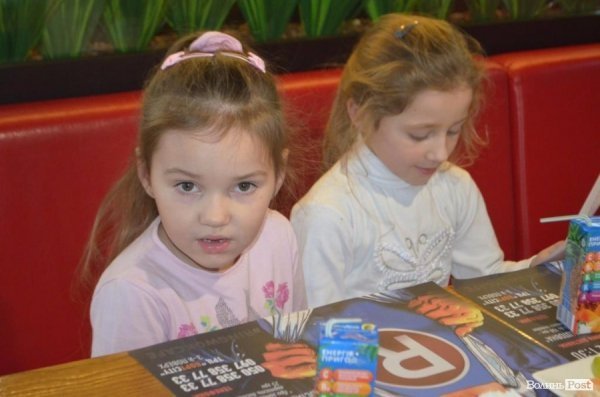 У Луцьку влаштували свято Миколая для соціально-незахищених дітей