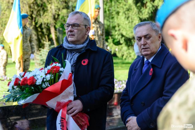 У Луцьку відзначають День пам'яті та примирення. ФОТО