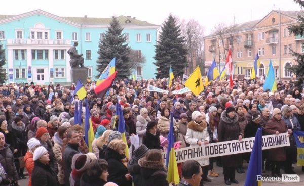 Марш миру «Я - Волноваха» у Нововолинську. ФОТО