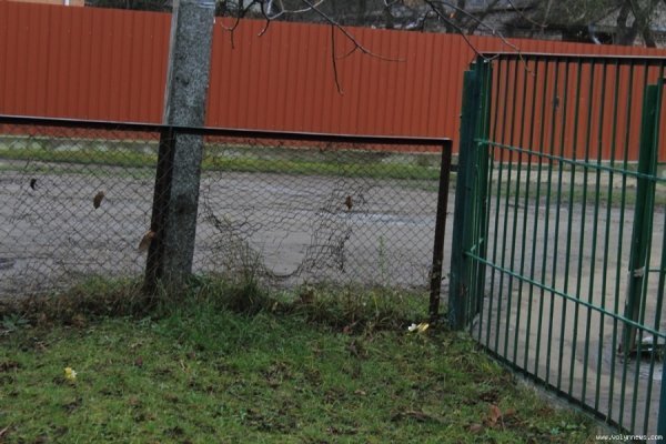 Дитсадок в Луцьку, як прохідний двір. ФОТО