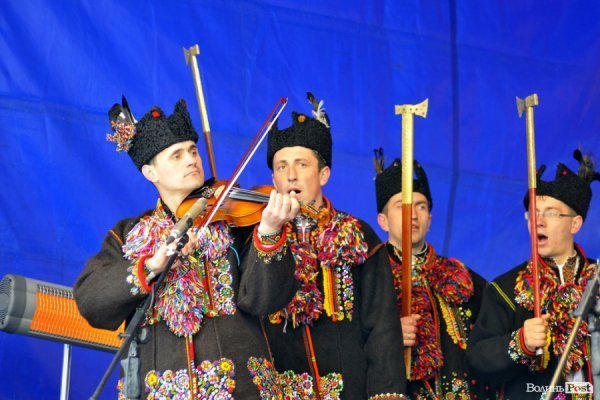 «Різдво у Луцьку»: камерний оркестр, «ФлайzZa» та 50 колективів