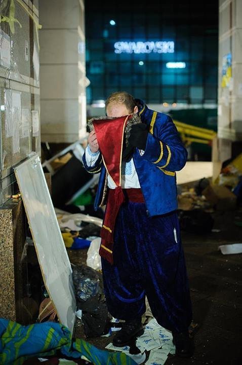 Фото за декілька хвилин до розігнання Майдану. ФОТО