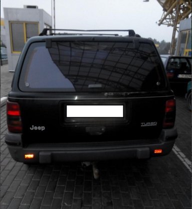 На «Ягодині» затримали «Джип» з підробленими документами. ФОТО