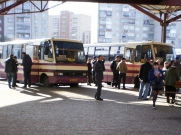 «Бляшанка на колесах», – луцький депутат «розніс» міжміську маршрутку