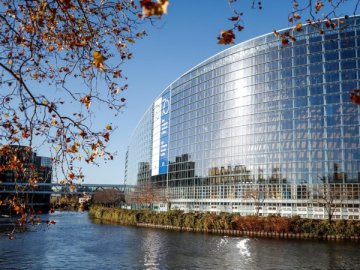 Європейський парламент підтримав заклик щодо покарання прем'єра Угорщини