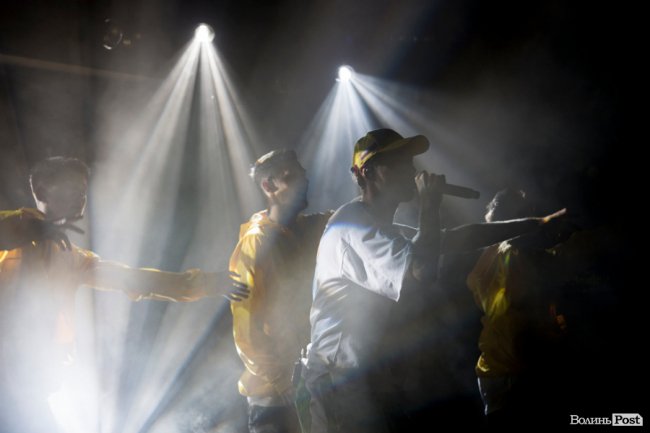 У луцькій «Опері» відгримів концерт Макса Барських. ФОТОРЕПОРТАЖ