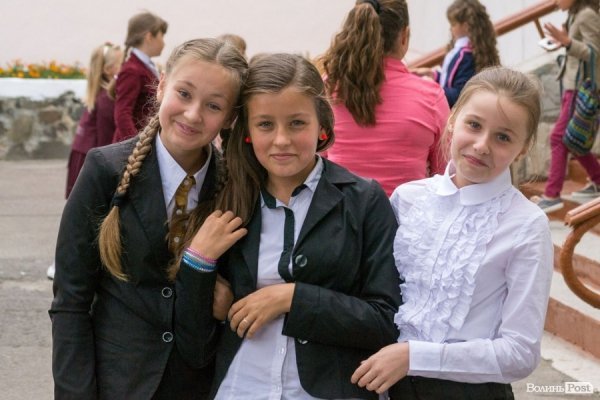 Шкільний сезон у Луцьку. ФОТО