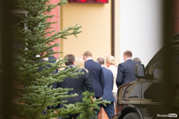 Янукович у Луцьку: засилля міліції і величезні затори. ФОТО