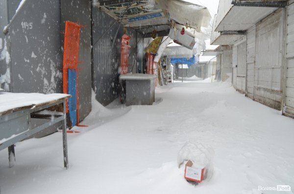 Луцькі ринки спорожніли. ФОТО