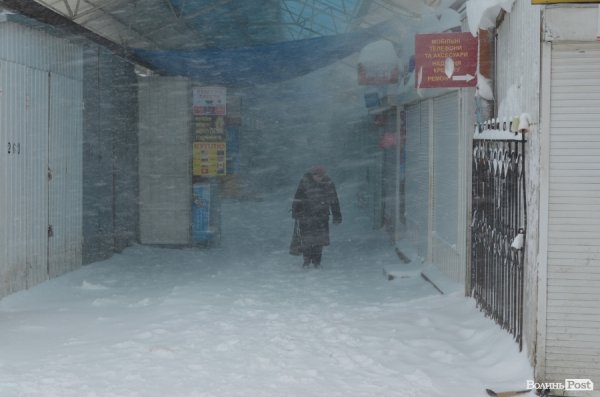 Луцькі ринки спорожніли. ФОТО