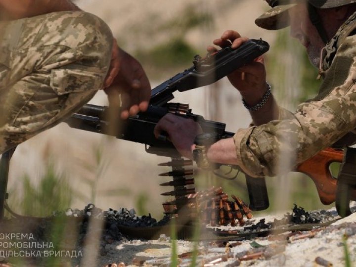 Генштаб: боротьба за Покровськ триває, оточення немає