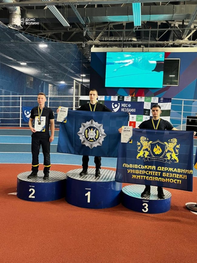 Луцький рятувальник виборов срібло на чемпіонаті України з гирьового спорту