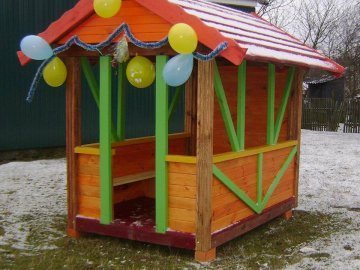 На Прибужжі активно відкривають дитячі майданчики