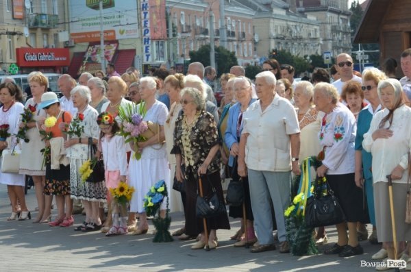У Луцьку вшанували пам'ять Лесі Українки. ФОТО