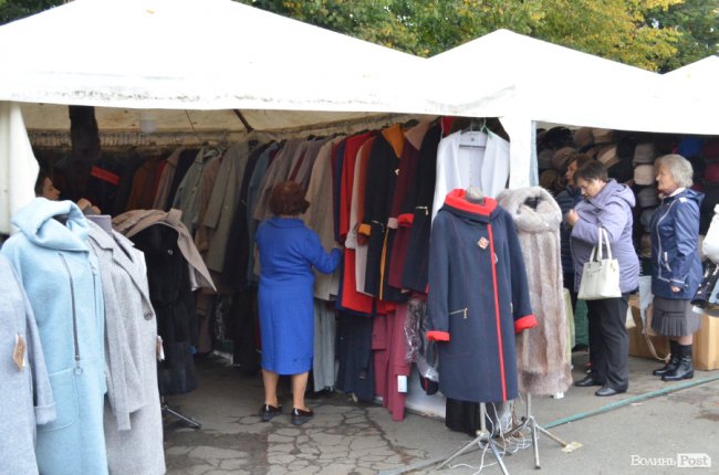 До кольору, до вибору і без «кусючих» цін: у Луцьку відкрився Харківський ярмарок*