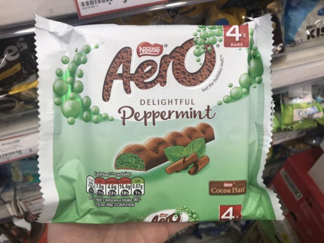 Бобові цукерки і соки у трубочках: лучанка показала дивні китайські смаколики. ФОТО