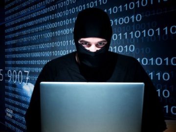 Кібершахраї «позичили» гроші від імені лучанки