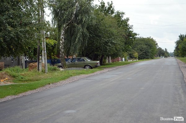 У Рожищі в дороги вклали мільйон гривень. ФОТО