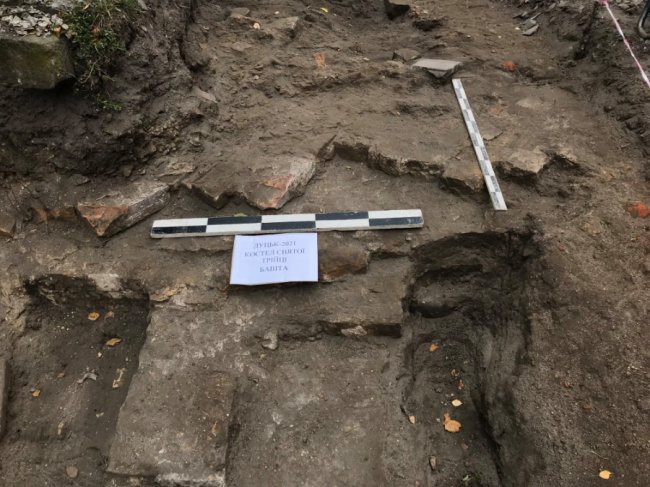 У Луцьку розкопали древній собор. ФОТО