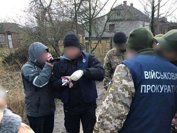 Хотів раніше повернутися з відрядження: луцького прикордонника судитимуть за хабар