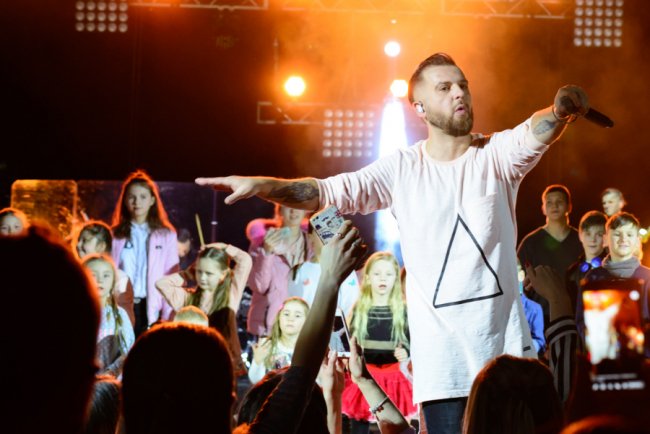 Ніжність, поєднана з вибуховим драйвом: у Луцьку гурт «Без Обмежень» дав два неймовірних концерти. ФОТО