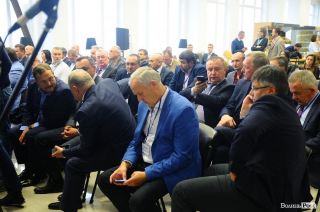 Під час круглого столу