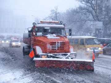 Снігова негода на Волині: оперативна інформація про ситуацію на дорогах