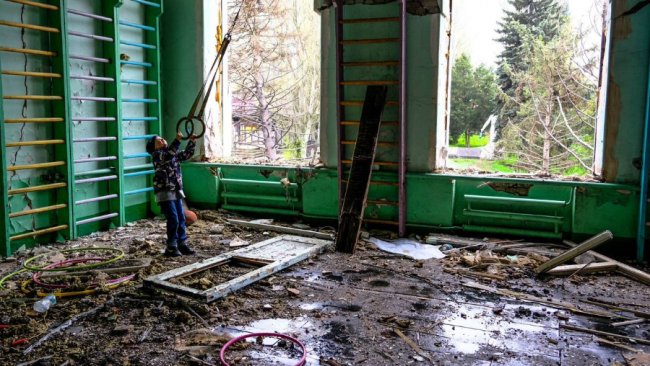 Як «Білі янголи» рятують дітей на фронті: щемливі фото