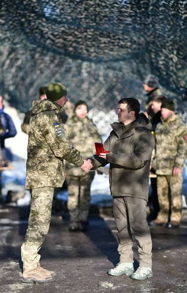 Бійці волинської бригади отримали державні нагороди від Зеленського