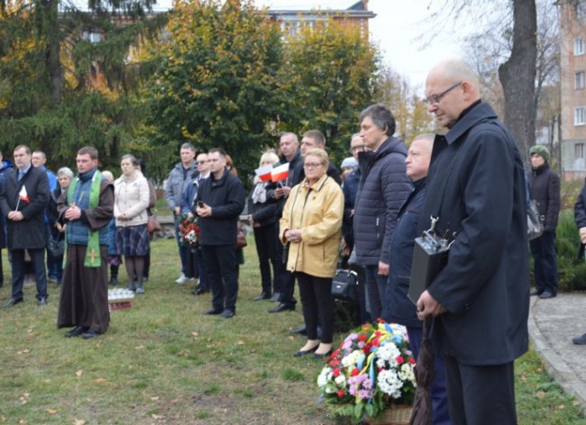 У Ковелі освятили Хрест пам’яті жертвам тоталітарного режиму. ФОТО