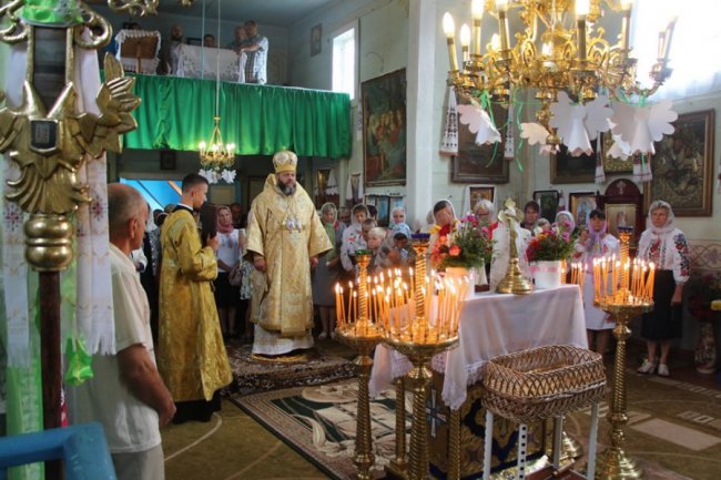 Митрополит Михаїл очолив богослужіння у волинському селі. ФОТО