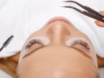 Лешмейкер – стиліст жіночого погляду*