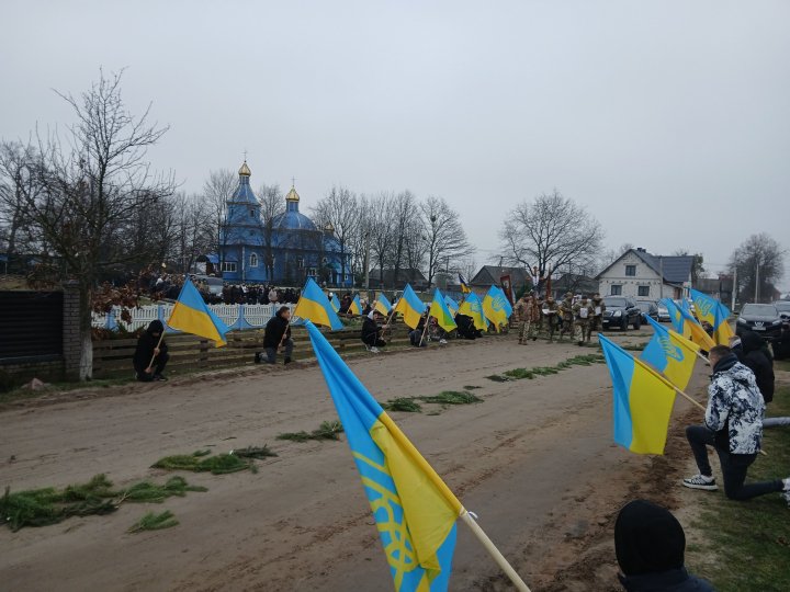 На Волині віддали останню шану Герою Миколі Синчуку