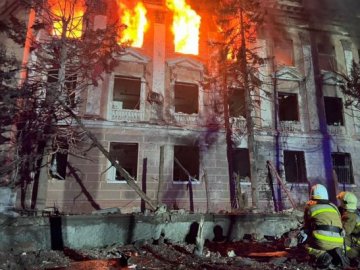 Росія вдарила по Миколаєву ракетами «Калібр»: 23 людини поранені та одна загинула