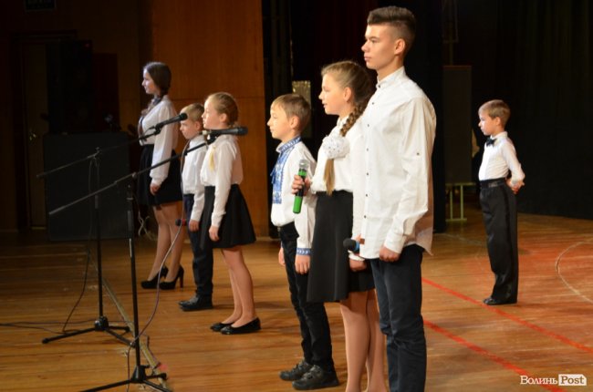 У Луцьку нагородили кращих освітян Волині. ФОТО