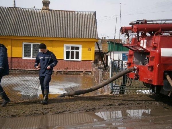 Живу, як на вулкані, ‒ ковельчанка про підтоплення. ФОТО