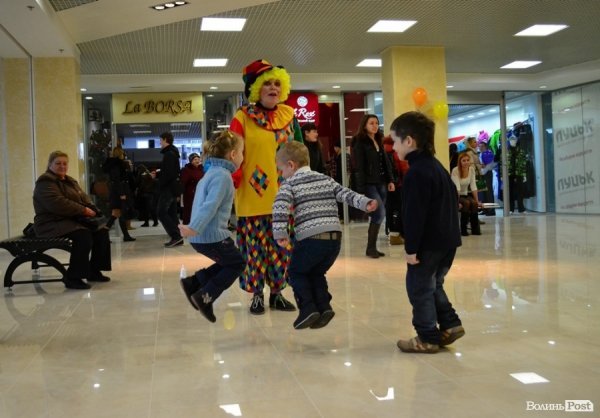 Відкрили луцький ЦУМ. ФОТО 