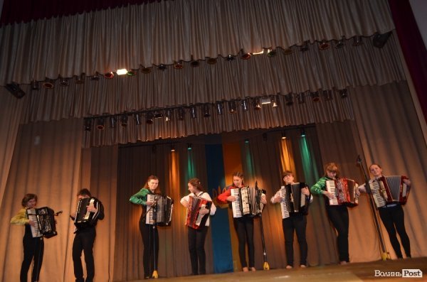 У Луцьку відбулись урочистості з нагоди дня Збройних сил України. ФОТО