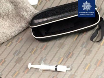 У Луцьку затримали двох чоловіків з наркотиками. ФОТО