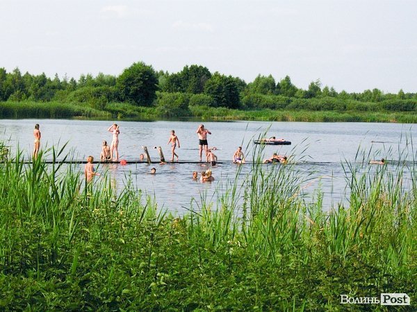 Відпочинок під Луцьком. Озерце. ФОТО 