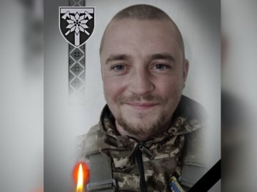Під час обстрілу на сході України загинув український боєць Закарпатського легіону