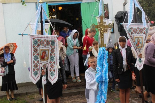 На Волині освятили дзвіницю. ФОТО