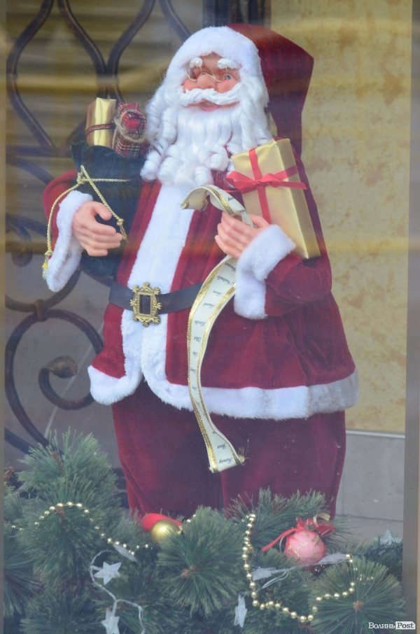 Луцьк не готовий до Нового року. ФОТО 