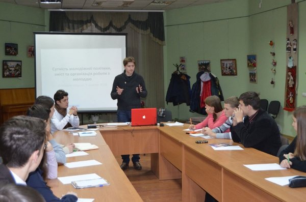 У Луцьку вчили здобувати «неформальну освіту». ФОТО