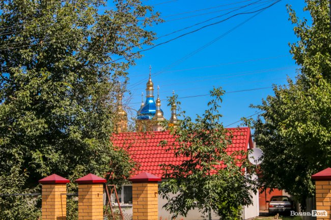 Безіменна вулиця і неназваний ставок: чим особливий неквапливий Вишків. ФОТО