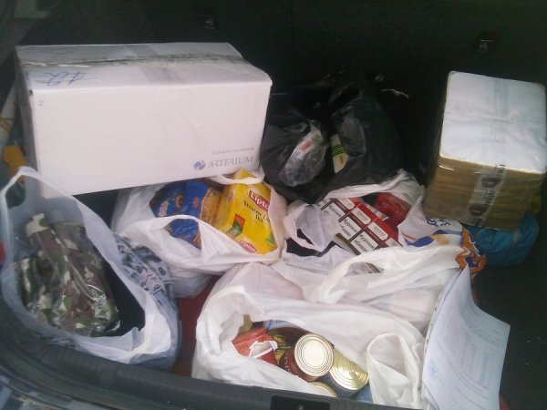 Волонтери прозвітували про другу партію ліків та речей, переданих батальйону «Донбас»